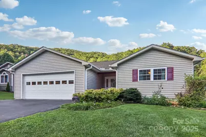 110 Pinellas Lane, Waynesville, NC 28785 - Photo 1