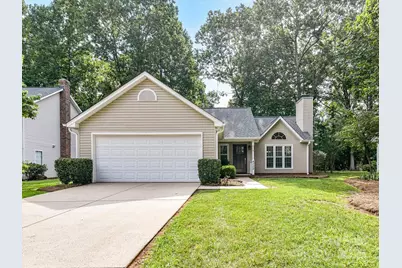 4222 Huntmeadow Drive, Charlotte, NC 28269 - Photo 1