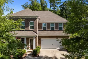 15636 Oleander Dr, Charlotte, NC 28278 - Photo 1