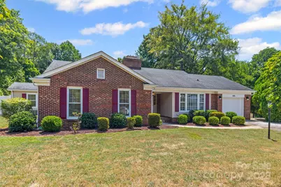 605 Ridgeway Drive, Belmont, NC 28012 - Photo 1