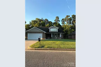 113 Newport Drive, Kannapolis, NC 28081 - Photo 1