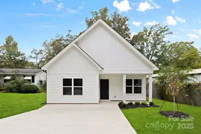 7813 Casa Loma Road, Charlotte, NC 28269 - Photo 1