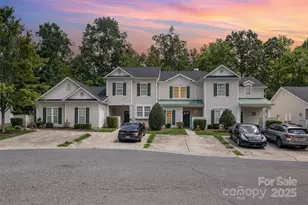 8229 Carob Tree Ln, Charlotte, NC 28215 - Photo 1
