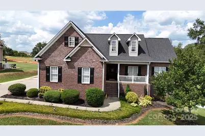 918 Huntington Hills Drive, Lincolnton, NC 28092 - Photo 1