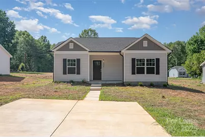 605 Queens Road, Gastonia, NC 28052 - Photo 1