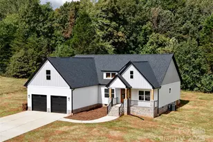 2988 Quail Dr, Newton, NC 28658 - Photo 1