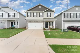 4037 Stoneygreen Ln, Charlotte, NC 28215 - Photo 1