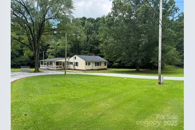 4141 Nc 109 Highway S, Wadesboro, NC 28170 - Photo 1