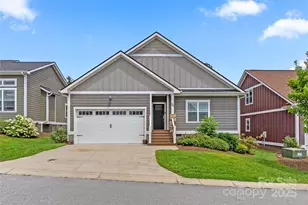 66 Leyland Cir, Hendersonville, NC 28792 - Photo 1