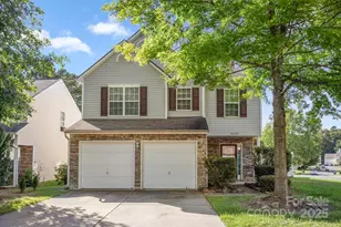 5737 Brookfield Pointe Dr, Charlotte, NC 28216 - Photo 1