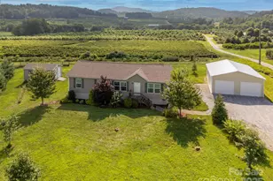 1878 Old Clear Creek Rd, Hendersonville, NC 28792 - Photo 1