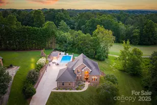 4137 Pinecrest Dr NE, Hickory, NC 28601 - Photo 1