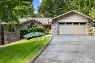 1820 Riverview Ct, Hendersonville, NC 28739 - Photo 1