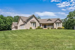 142 Windsor Dr, Taylorsville, NC 28681 - Photo 1