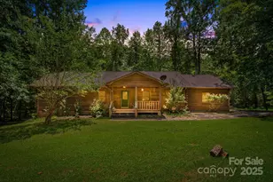 135 Logan Ct, Lake Lure, NC 28746 - Photo 1