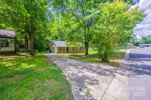 6622 Water Mill Ct, Charlotte, NC 28215 - Photo 1