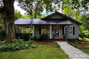 509 W 8th St, Newton, NC 28658 - Photo 1