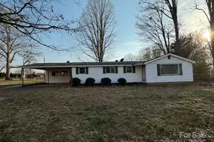 539 Jennings Rd, Statesville, NC 28625 - Photo 1