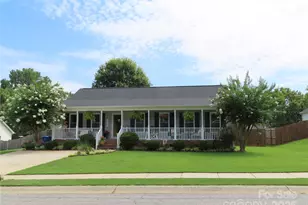 1723 Heathland Dr, Rock Hill, SC 29730 - Photo 1