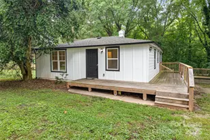 2044 Milton Rd, Charlotte, NC 28215 - Photo 1