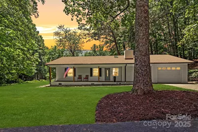 103 E White Pine Road, Hendersonville, NC 28739 - Photo 1