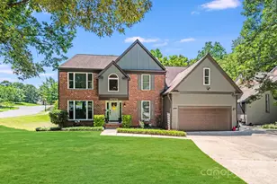 7516 Kinsmore Ln, Charlotte, NC 28269 - Photo 1