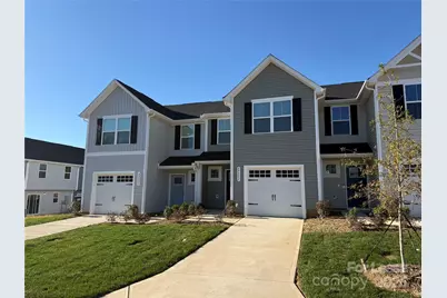 3903 15th Street Drive NE, Hickory, NC 28601 - Photo 1