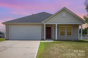 646 Scarlet Leaf Ln., Oakboro, NC 28129 - Photo 1