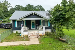 302 Williams St, Mount Gilead, NC 27306 - Photo 1