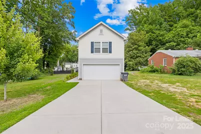 4217 Lake Road, Charlotte, NC 28269 - Photo 1