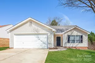 2111 Pleasant Dale Dr, Charlotte, NC 28214 - Photo 1