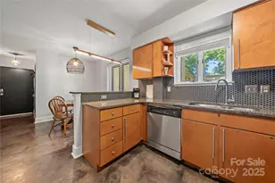 207 N Dotger Ave, Charlotte, NC 28207 - Photo 1