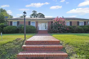 202 Greenwood Ln, Wadesboro, NC 28170 - Photo 1