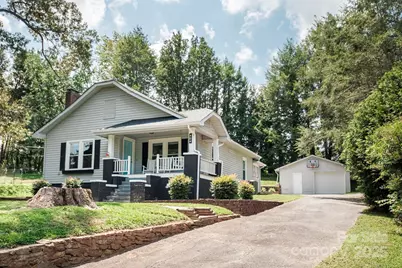 404 Laurel Street NE, Valdese, NC 28690 - Photo 1