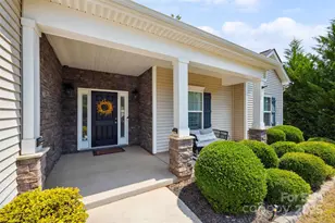 2202 Gatwick Cir, Belmont, NC 28012 - Photo 1