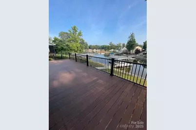 208 Sheppard Point #129, Lexington, NC 27292 - Photo 1