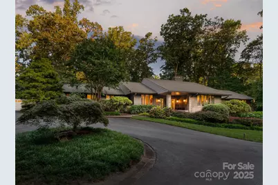 14 Stuyvesant Crescent, Asheville, NC 28803 - Photo 1