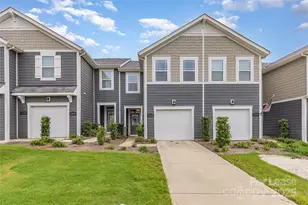 17112 Carolina Hickory Dr, Huntersville, NC 28078 - Photo 1