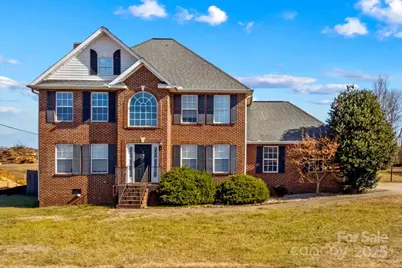 105 Secretariat Lane, Mooresville, NC 28117 - Photo 1