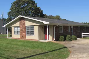 6016 Pleasant Grove Rd, Charlotte, NC 28216 - Photo 1