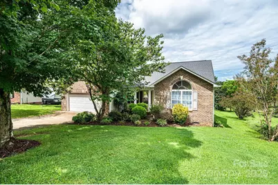 3501 Overbrook Drive, Conover, NC 28613 - Photo 1