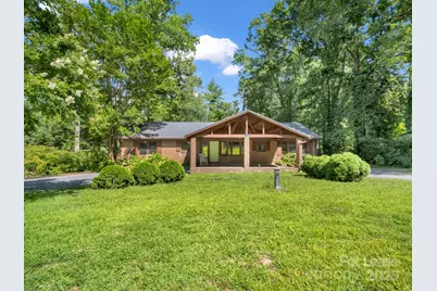 316 S Rugby Road, Hendersonville, NC 28791 - Photo 1