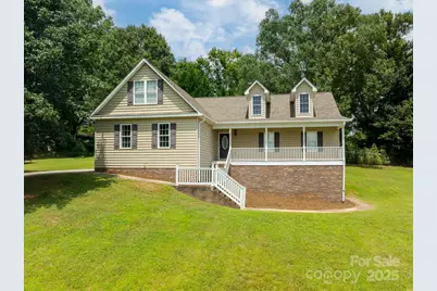 2133 Olde Farm Road SE, Hudson, NC 28638 - Photo 1