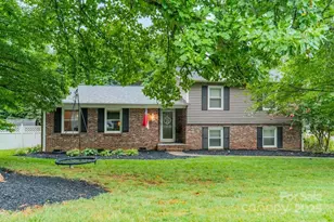 2015 Pamela St, Gastonia, NC 28054 - Photo 1