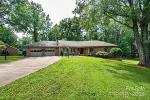 5933 Willowbottom Rd, Hickory, NC 28602 - Photo 1