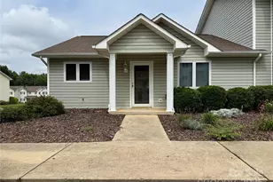 3368 White Oak Ct, Claremont, NC 28610 - Photo 1