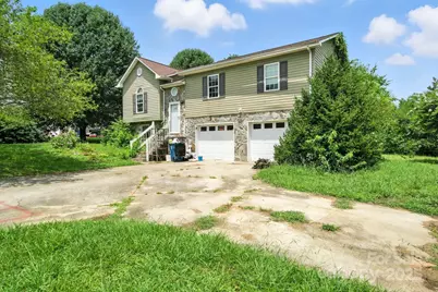 3784 Pennsylvania Avenue, Lenoir, NC 28645 - Photo 1