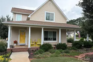 139 Valencia Ln, Statesville, NC 28625 - Photo 1