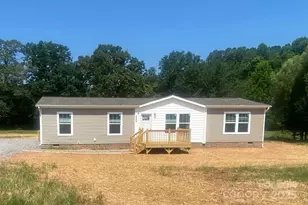 1096 E Memorial Hwy, Harmony, NC 28634 - Photo 1