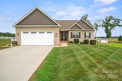 163 Castle Pines Lane, Statesville, NC 28625 - Photo 1